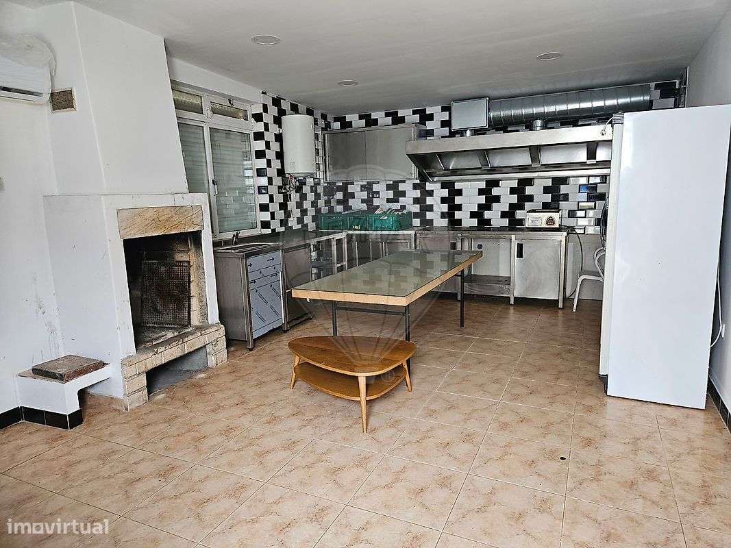 Moradia T1 para arrendamento - Grande imagem: 2/6