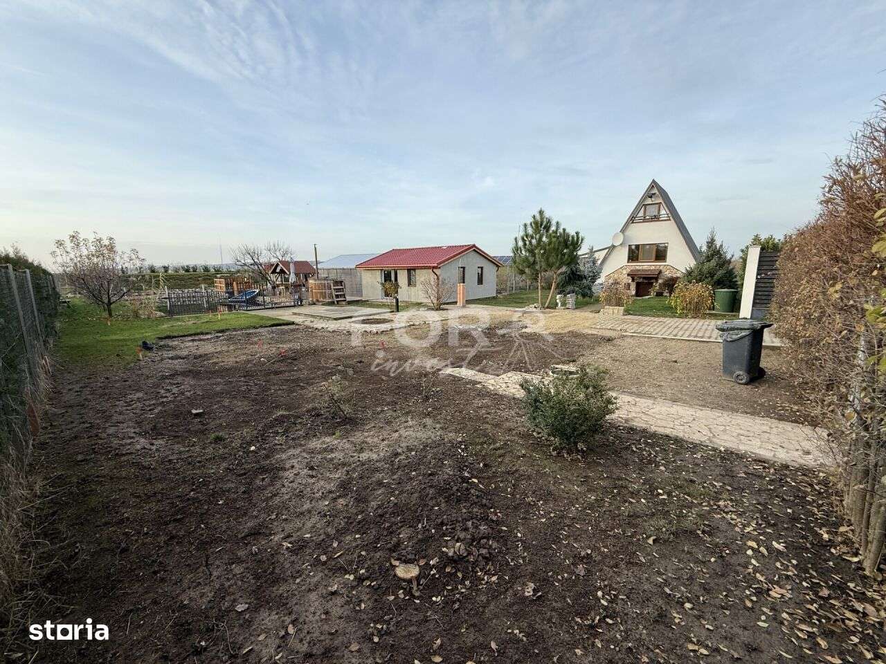 Cabana cu iaz, sera si 857mp teren de vanzare Livada de Bihor-8