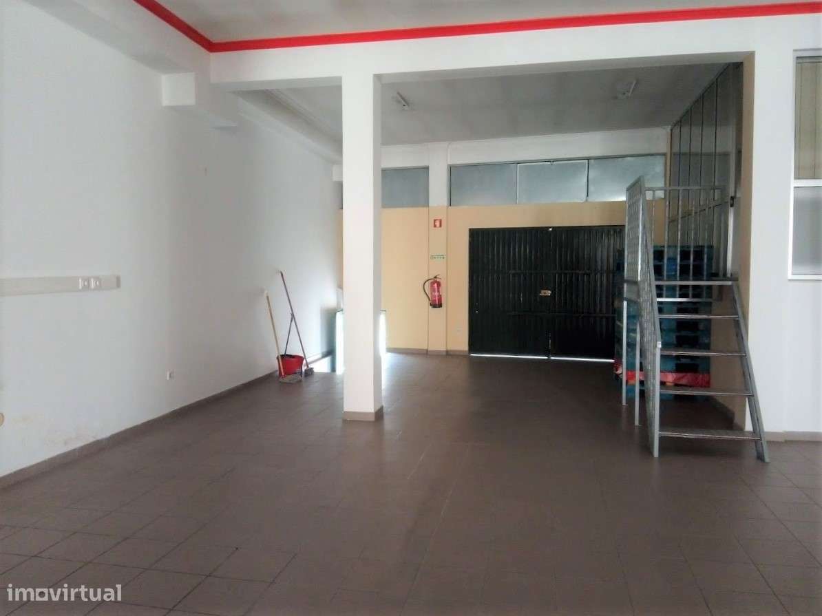 Loja para venda na Gândara dos Olivais - Grande imagem: 3/5