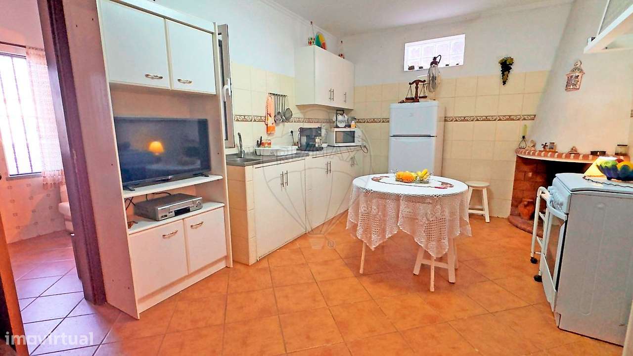 Moradia T2 para venda-13