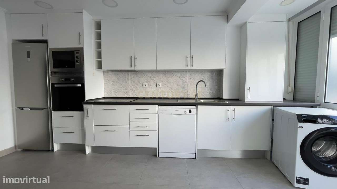 Apartamento T2 em Almada com  Boa Localização - Grande imagem: 5/35