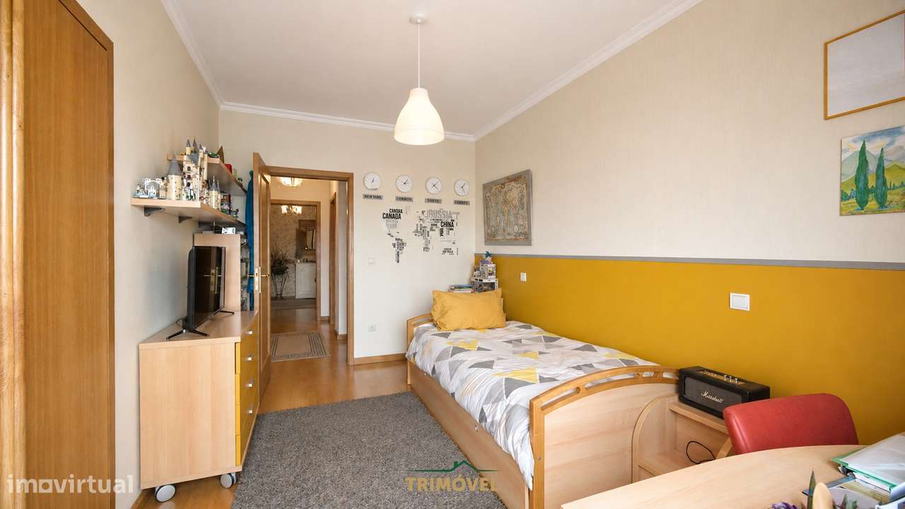 Apartamento T3 com Terraço, São João da Madeira-17