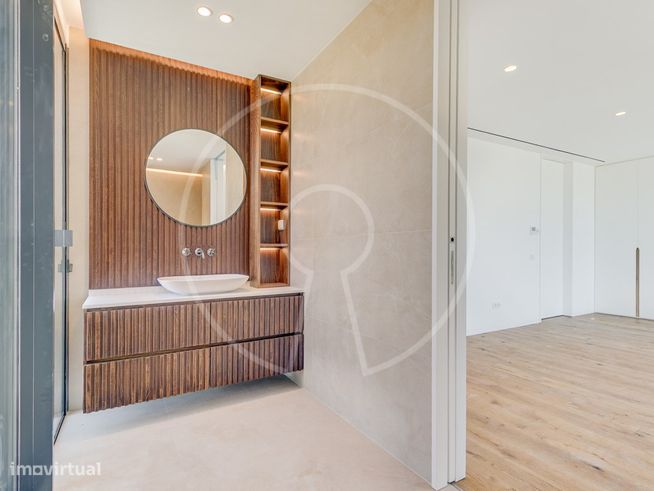 Luxuosa moradia T6 contemporânea em Birre-34