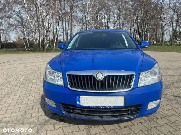 Skoda Octavia 1.8 TSI DSG Ambiente - 2