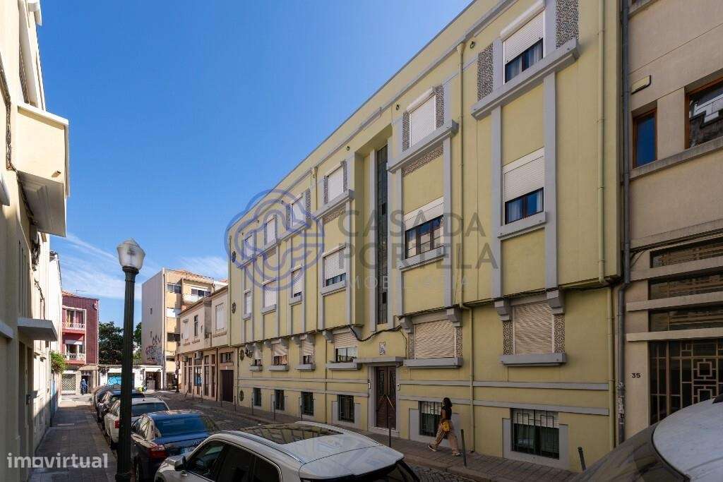 Apartamento T3 em Cedofeita - Grande imagem: 2/19