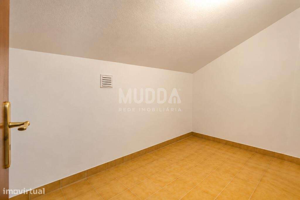 Apartamento T3 Duplex  no coração de Ovar – conforto, espaço e localiz-30