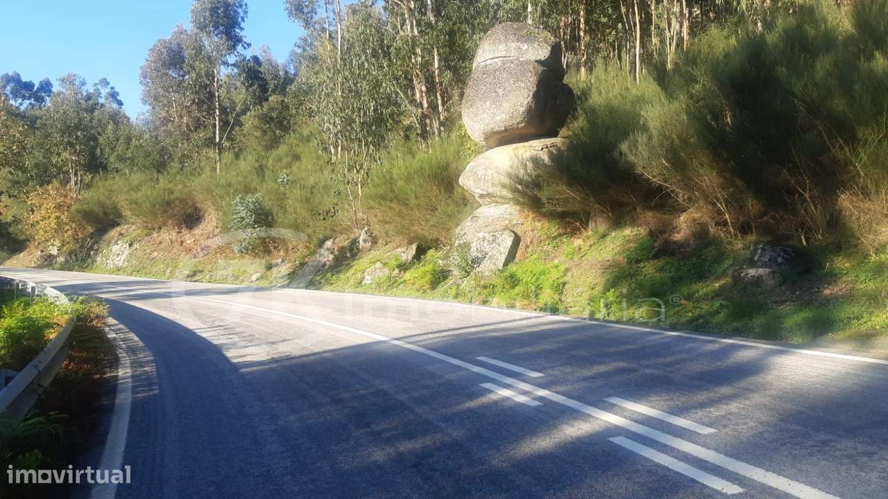 Terreno em Penhalonga-4