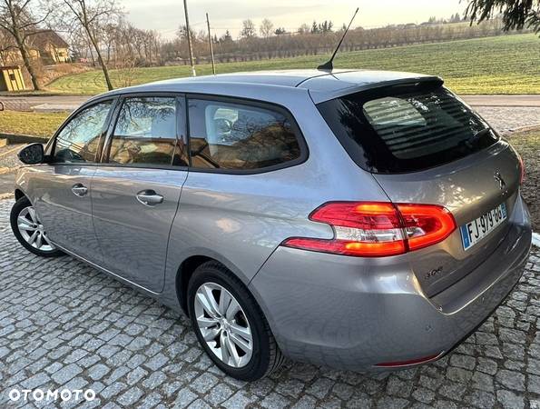 Peugeot 308 - 12