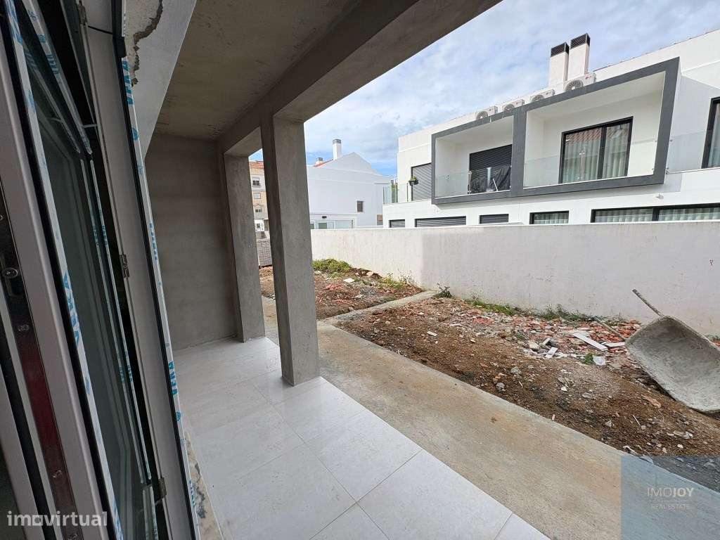 Moradia T3+1 na Abóboda-22