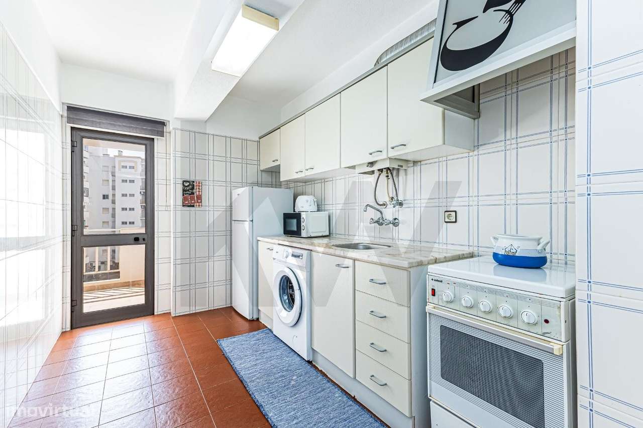 Apartamento T1 bem no Centro de Armação de Pêra - Algarve-15