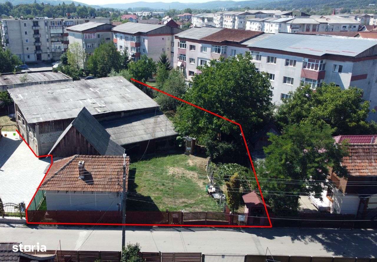 Hală + casă de vânzare în Curtea de Argeș - Imagine principală: 2/20