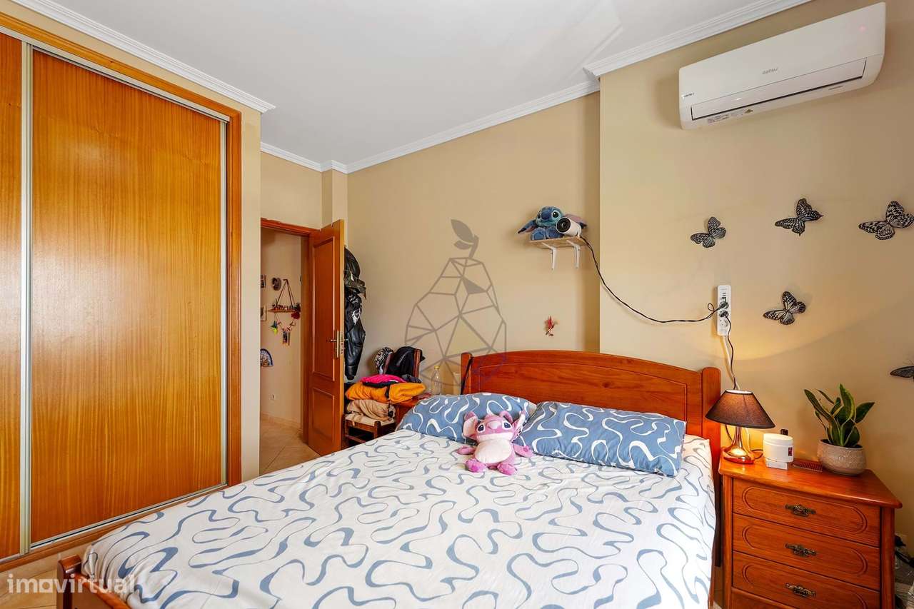 Apartamento T1+3 com Vista Mar do terraço em Quarteira-28