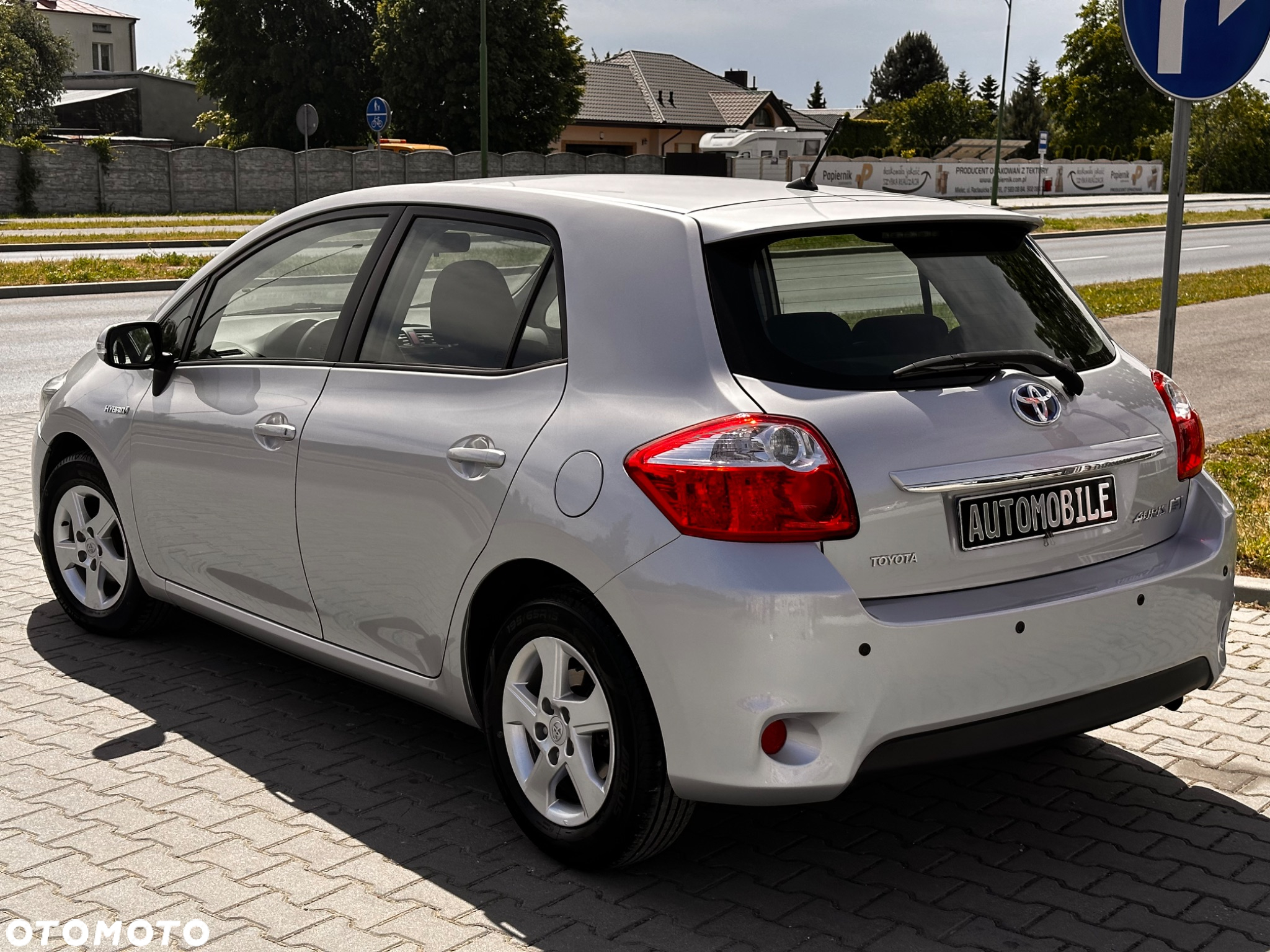 Toyota Auris 1.8 VVT-i Hybrid Automatik Comfort - 2