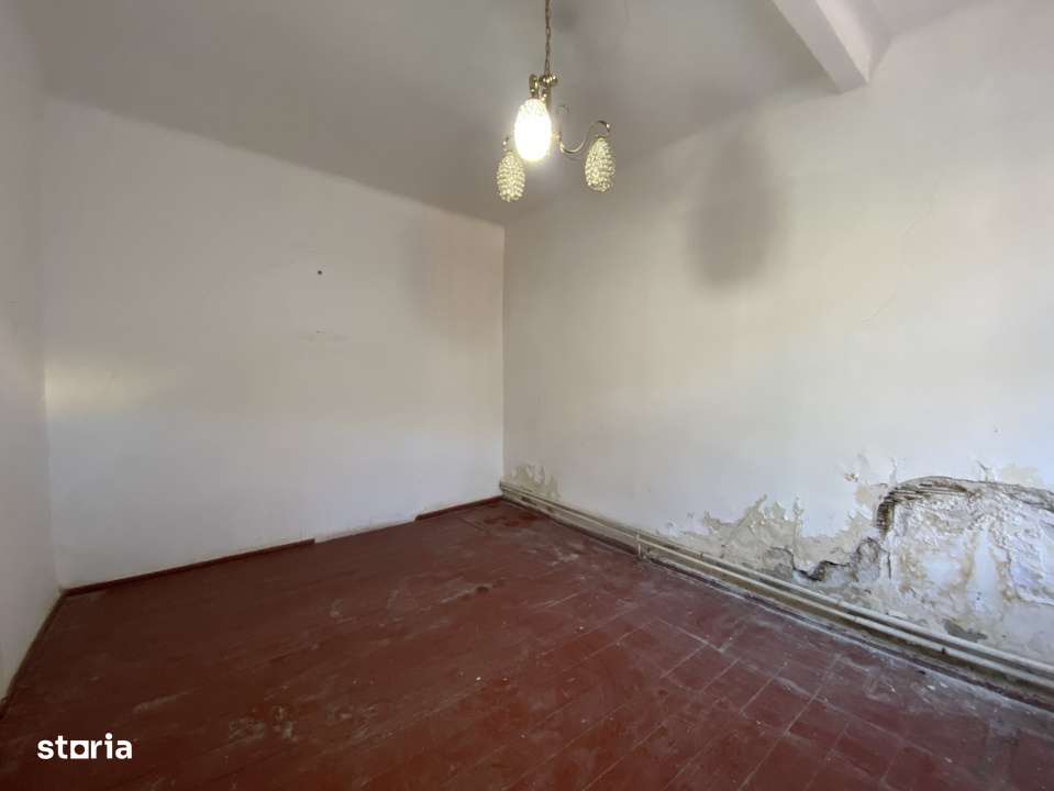 Apartament cu 4 camere - Piata Ovidiu - 120 mp - Imagine principală: 5/9