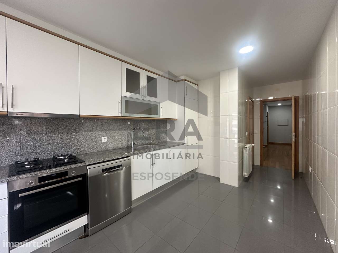 Apartamento T3, centro de Esposende-8