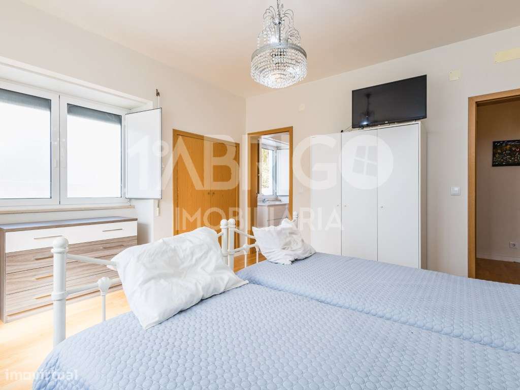 T4 Duplex no centro da Marinha Grande-15