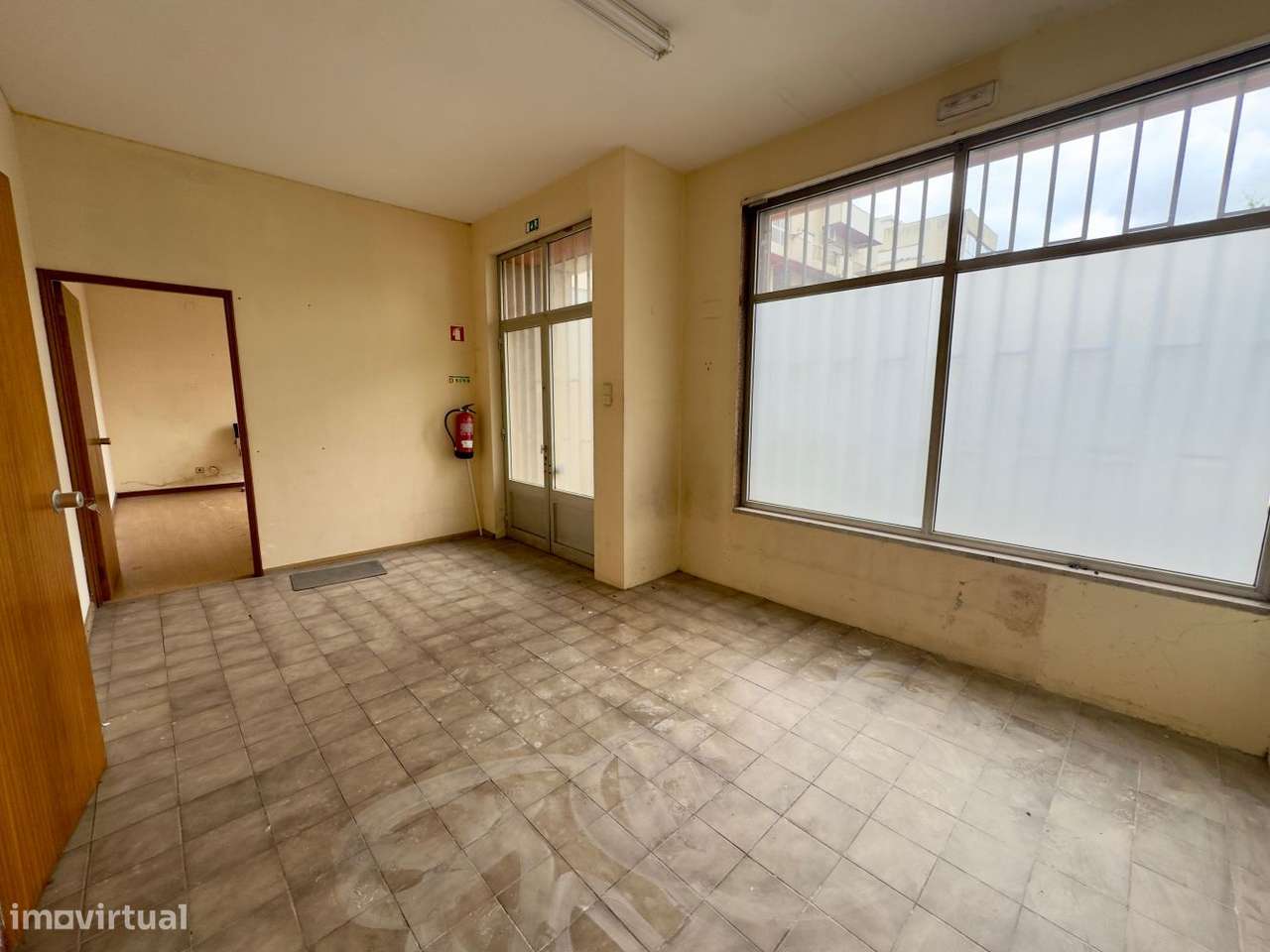 Loja para Comércio em São José de São Lázaro (Braga) - Grande imagem: 2/9