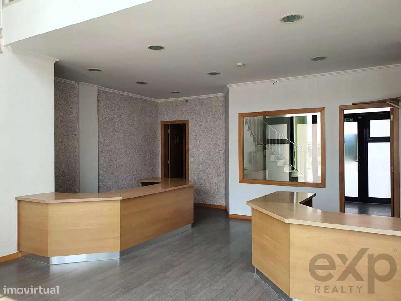 Loja e Escritórios com grande visibilidade em Peniche - Grande imagem: 4/12