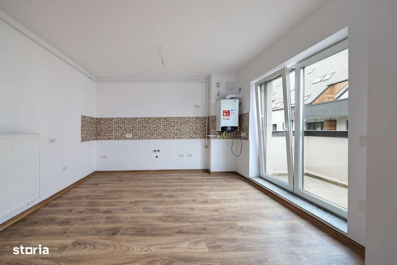 Apartament 2 camere,loc de parcare +boxa-Murer Villas-Coresi-0