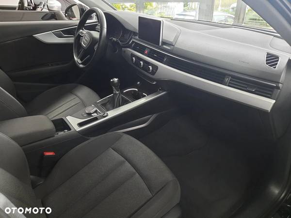 Audi A4 Avant 2.0 TDI - 15
