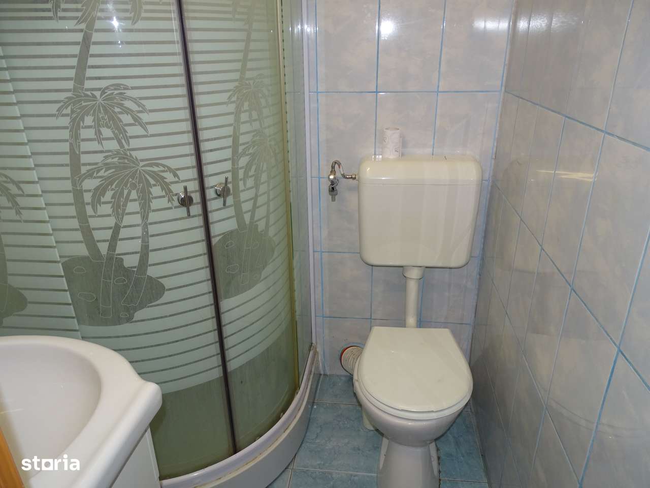 Inchiriez garsoniera in Florilor, cu baie proprie - Imagine principală: 5/6