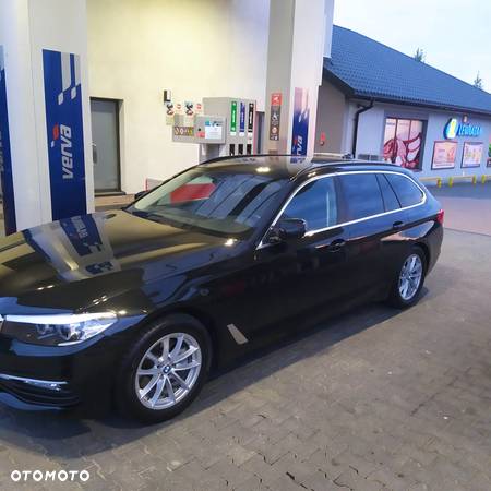 BMW Seria 5 520d Touring Luxury Line - 38