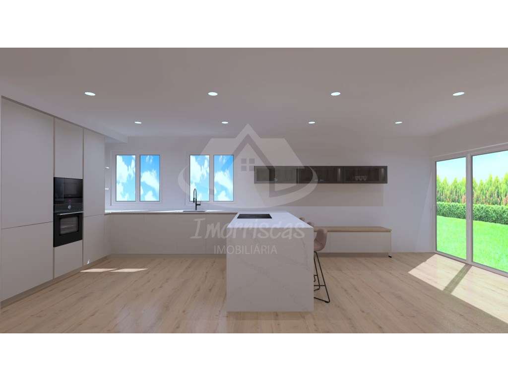 Moradia V4 com piscina e jardim privativo em Santa Iria de Azóia - Grande imagem: 5/32