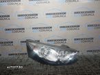 Far Dreapta Hyundai IX35 2010 - 2019 SUV 4 Usi (737) Cu lupă - 1