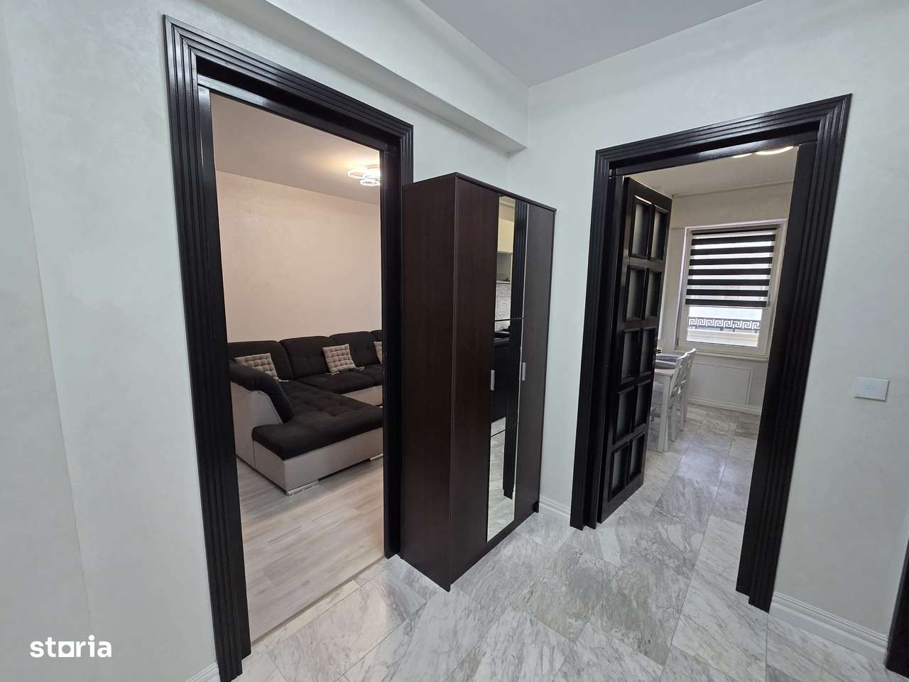 Apartament cu 2 camere, decomandat, Copou, 500 euro - Imagine principală: 3/9