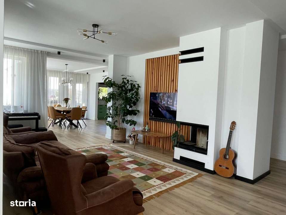 Vila moderna P+1E cu foisor, beci si garaj – teren 3.000 m², finisa - Imagine principală: 5/10