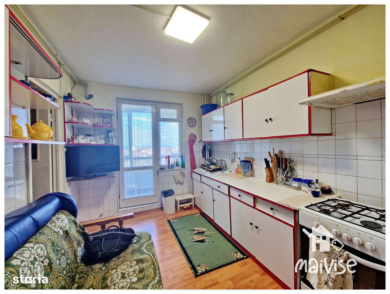 Apartament 3 camere de vanzare, str.Tudor Vladimirescu-8