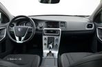 Volvo V60 2.0 D2 Momentum Geartronic - 10