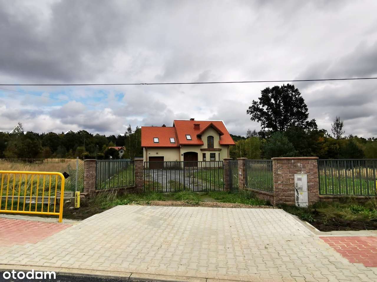 Dom 2012 rok/  132.5m2/ działka 4100m2 Adamów-19