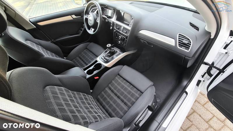 Audi A4 2.0 TDI DPF clean diesel Attraction - 32