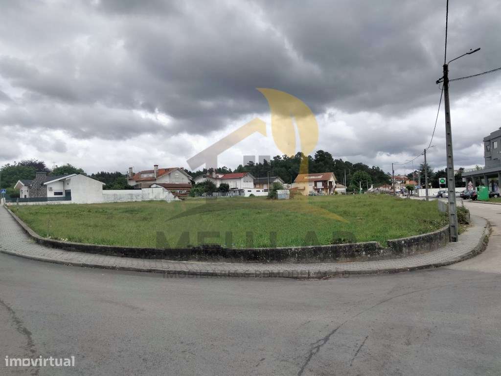 TERRENO COM PROJECTO-2
