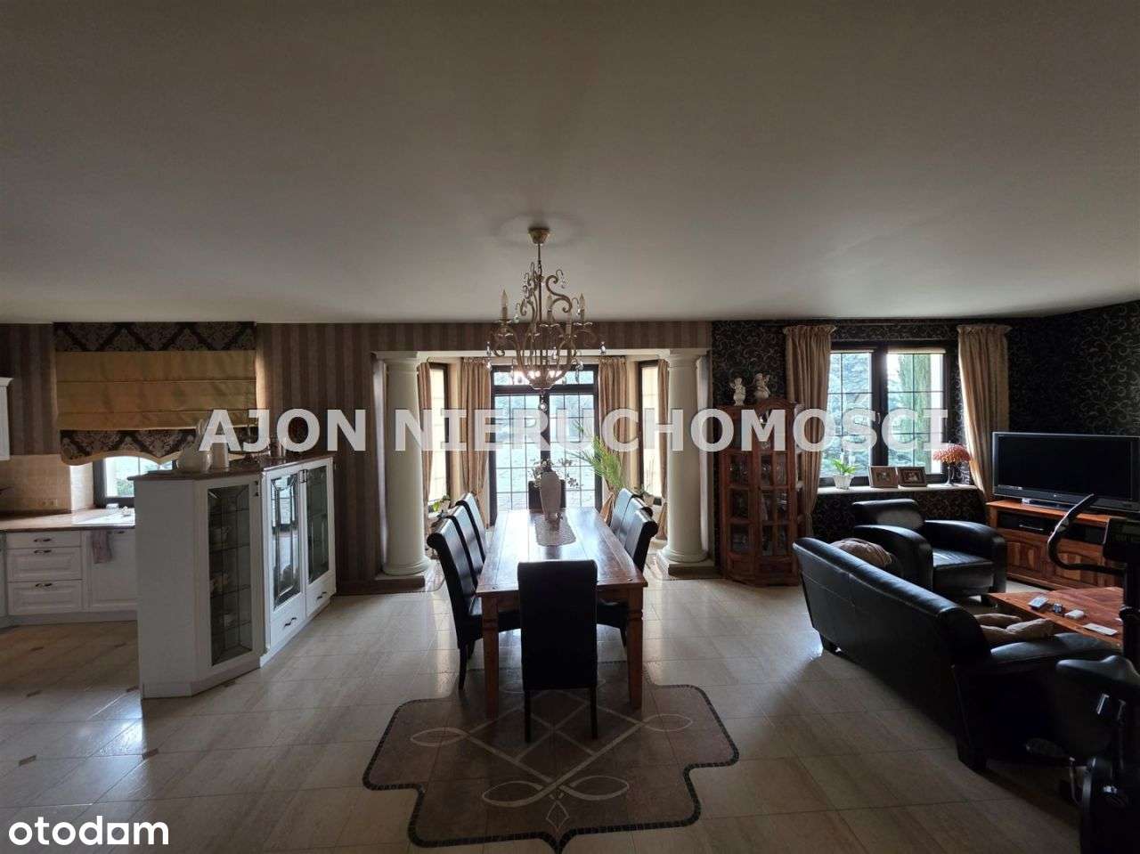 Willa z garażem, Czechowice Dziedzice ul. Zawiła-12