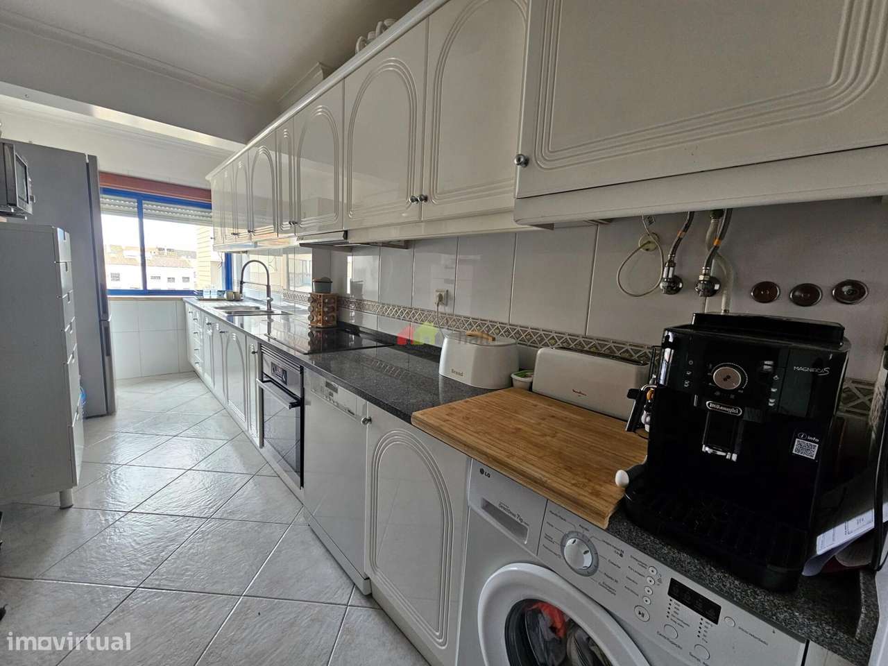 T4 Duplex com Terraço, parqueamento e Garagem Box - Grande imagem: 5/55