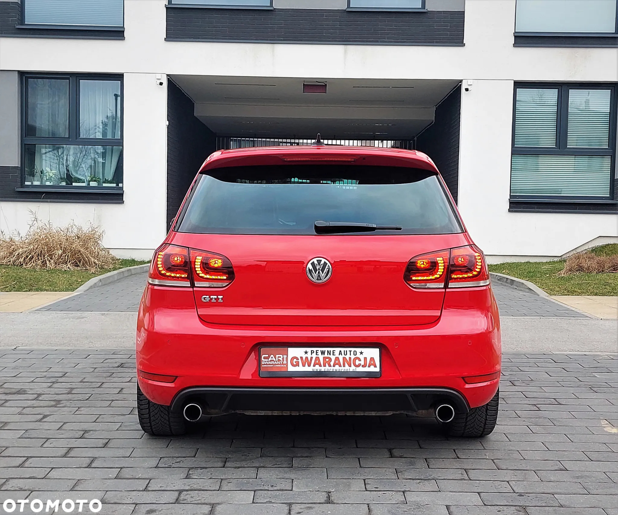 Volkswagen Golf 2.0 GTI adidas - 13