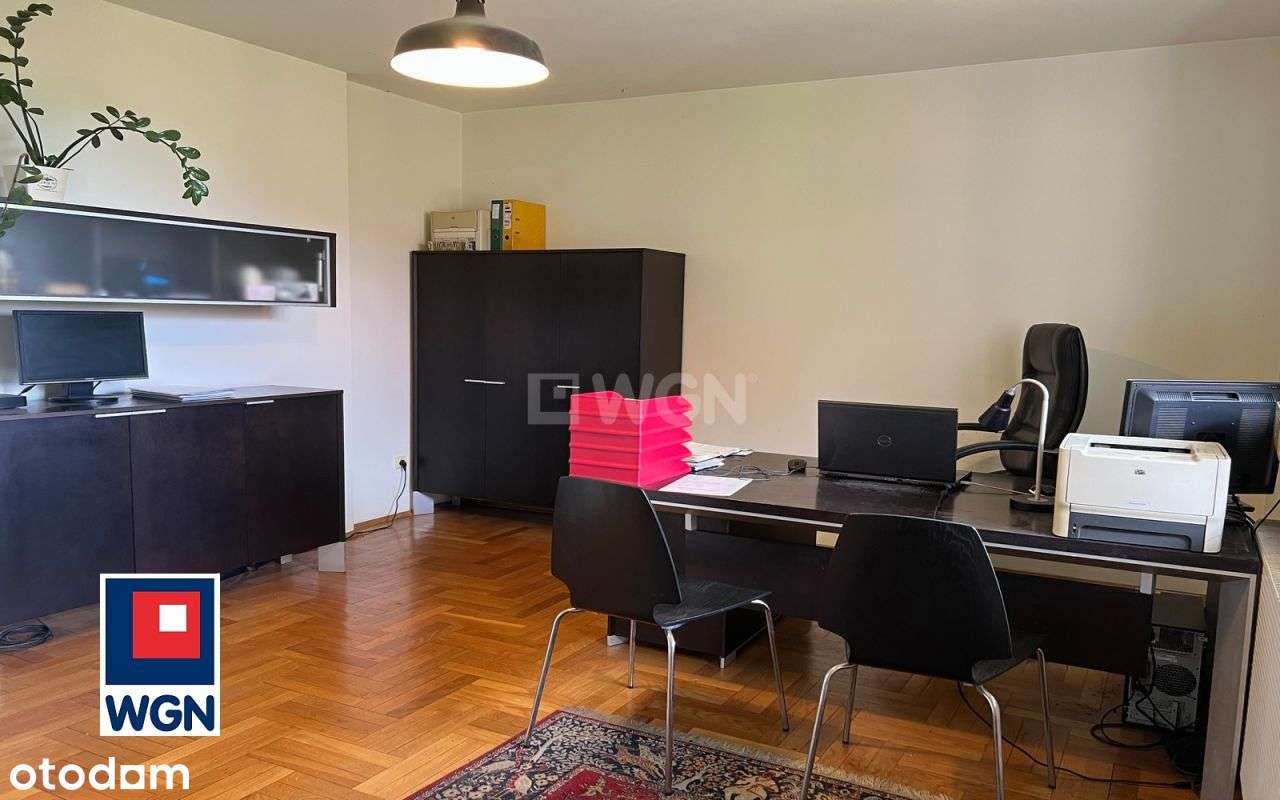 Imponujący dom w spokojnej okolicy-8