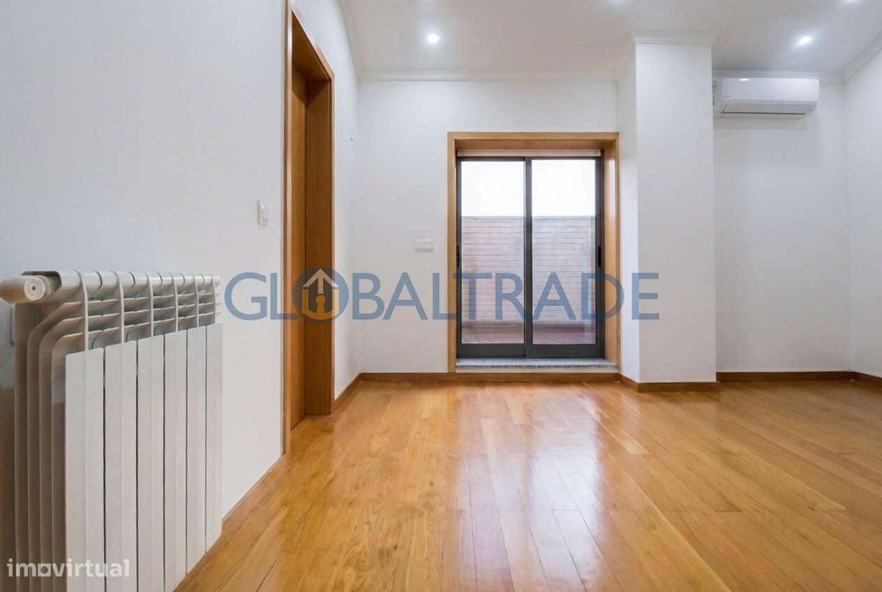 Duplex T2+1 com vista mar em Canidelo-44