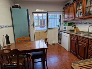 Moradia de 3 Pisos Com Garagem e Aproveitamento de Sótão - Grande imagem: 5/25
