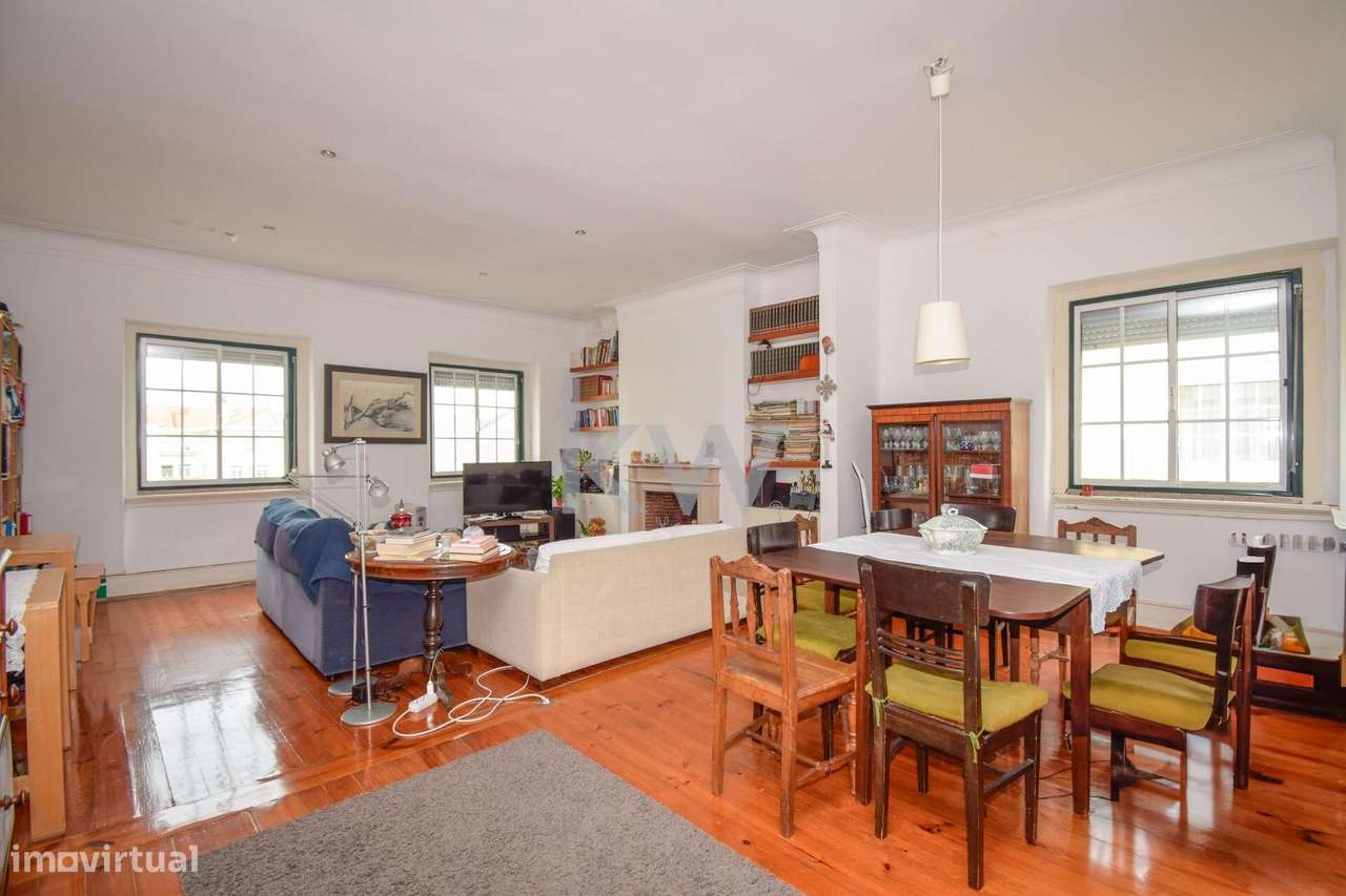 T3 Campo de Ourique I 2 Varandas I Arrecadação - Grande imagem: 2/20