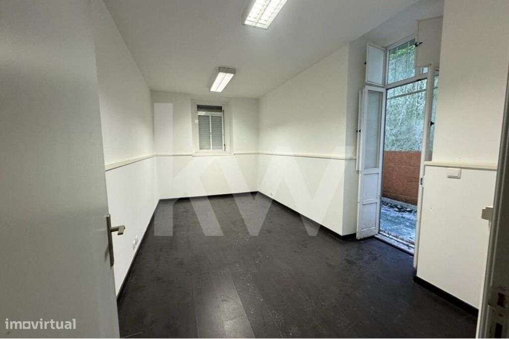 Escritório para arrendar na Estrela - Grande imagem: 2/23