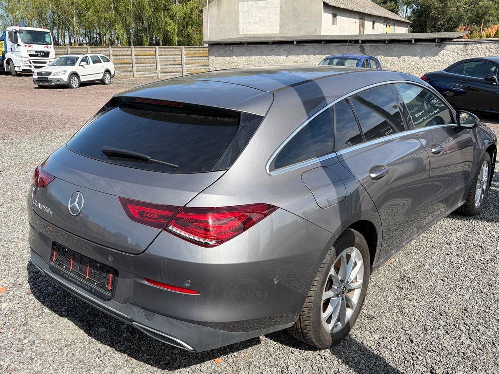 Mercedes-Benz CLA II 250 e 8G-DCT Special Edition 2022