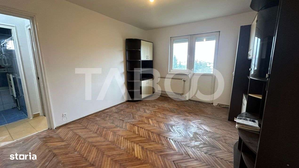 Apartament cu balcon 2 camere si pivnita zona Mihai Viteazul Sibiu - Imagine principală: 5/8