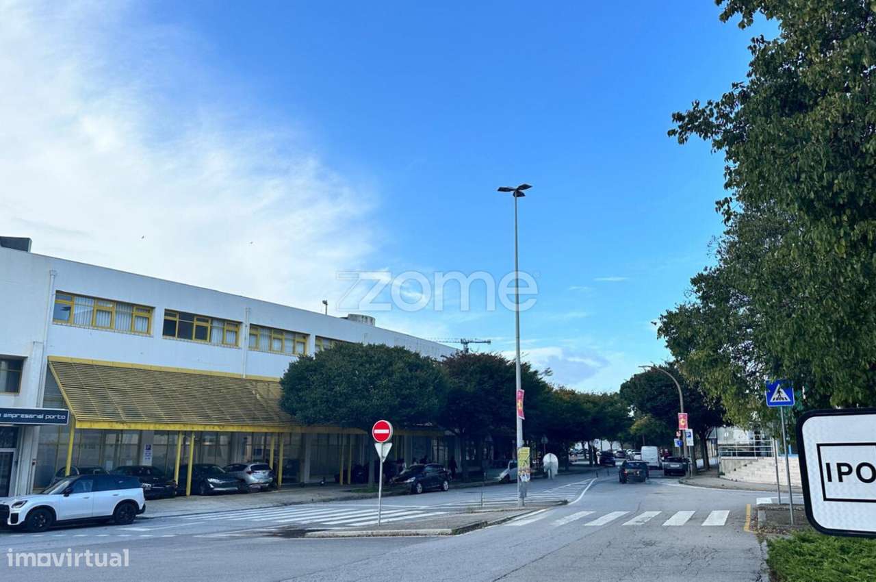 PRÉDIO INTEGRADO: 4 ARMAZÉNS, ANEXOS E GARAGEM Z. INDUSTRIAL RAMALDE - Grande imagem: 5/17