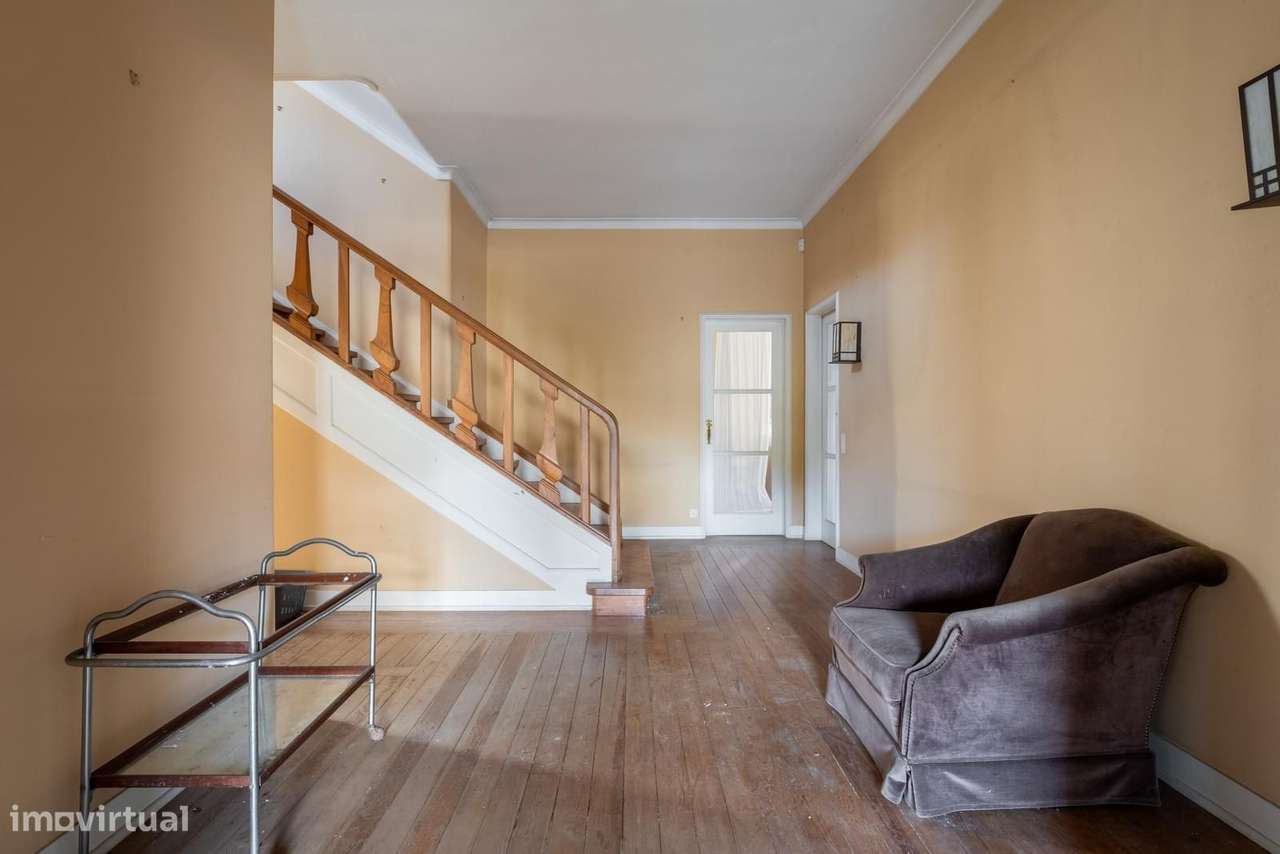 Moradia Isolada T9 com jardim, Restelo, Lisboa - Grande imagem: 2/33