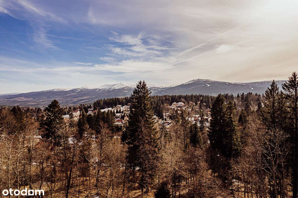 Widokowe mieszkanie z ogródkiem na 1 piętrze-0