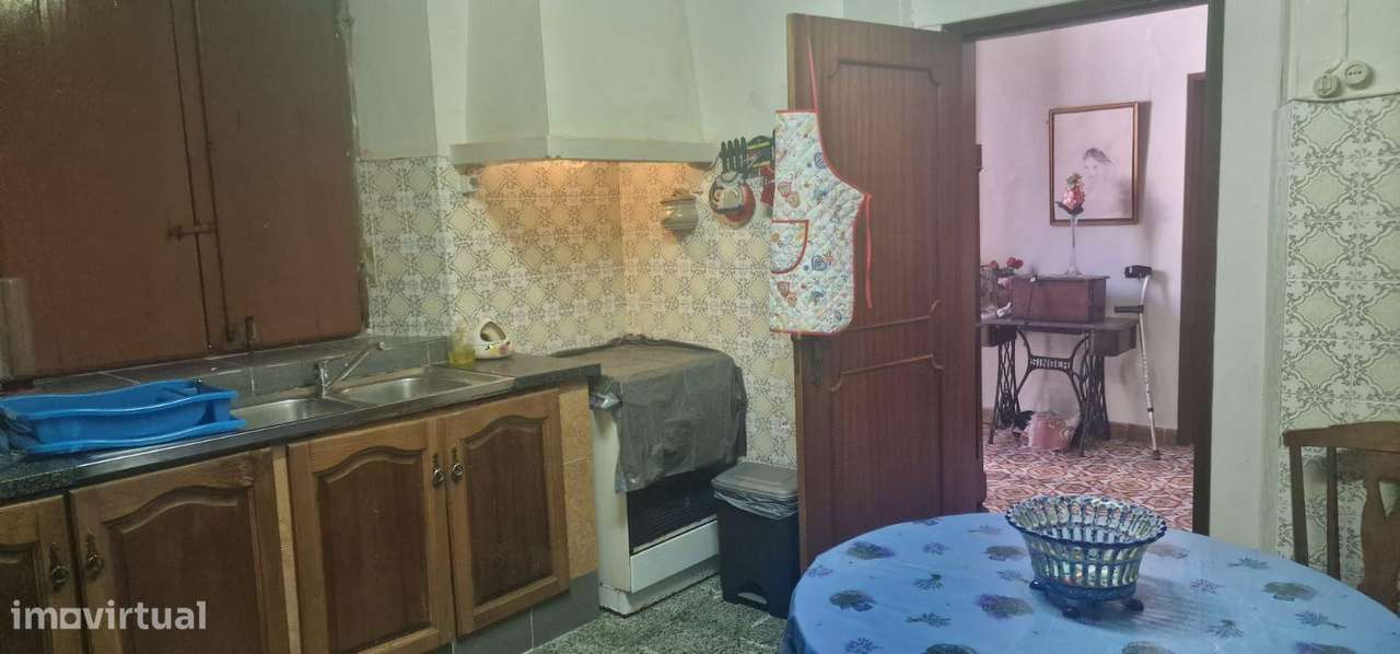 Casa habitável, a precisar de renovação a gosto,  numa das Aldeias Mai - Grande imagem: 5/10