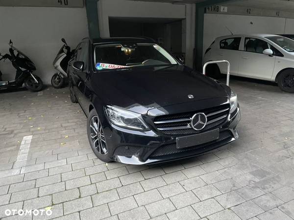 Mercedes-Benz Klasa C 200 d T 9G-TRONIC Avantgarde - 33